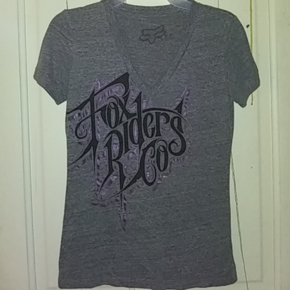 Fox Racing light gray v-neck T-shirt